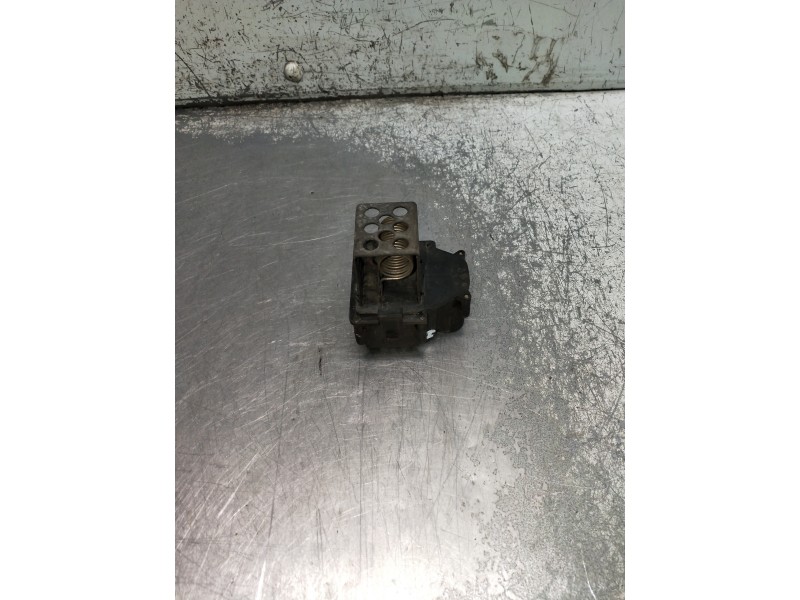 Recambio de caja precalentamiento para citroen berlingo referencia OEM IAM 9649247680  