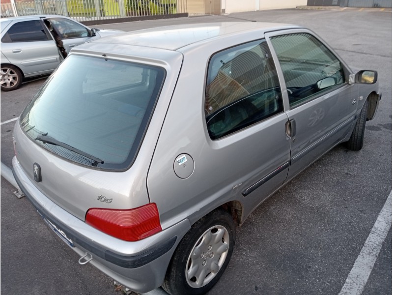 peugeot 106 (s2) del año 2001