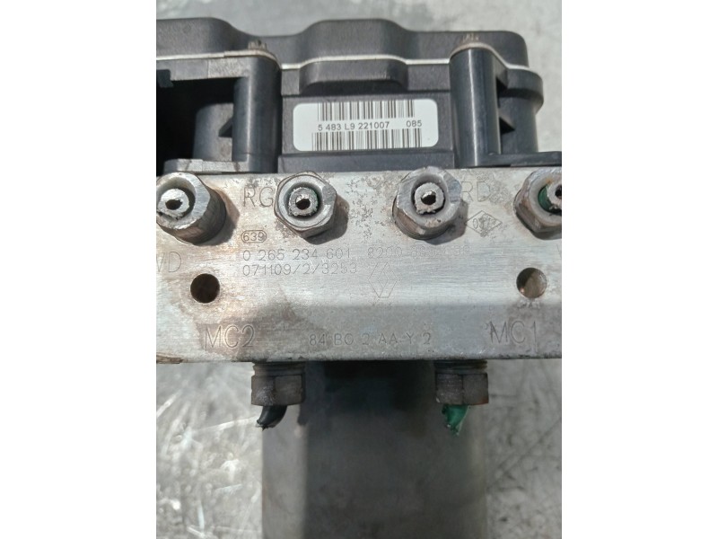 Recambio de abs para renault megane ii berlina 5p referencia OEM IAM 8200685699 0265234601 0265950728