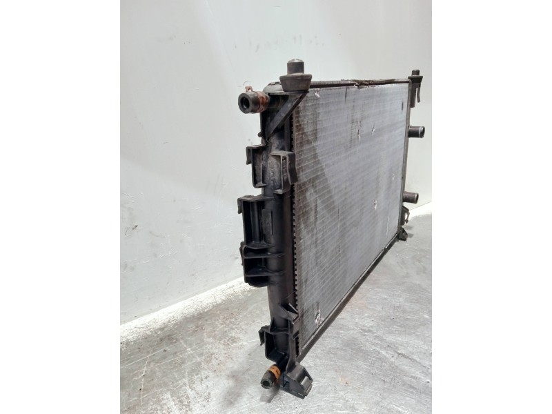 Recambio de radiador agua para renault megane ii berlina 5p referencia OEM IAM 8200115542 872199F RM1262