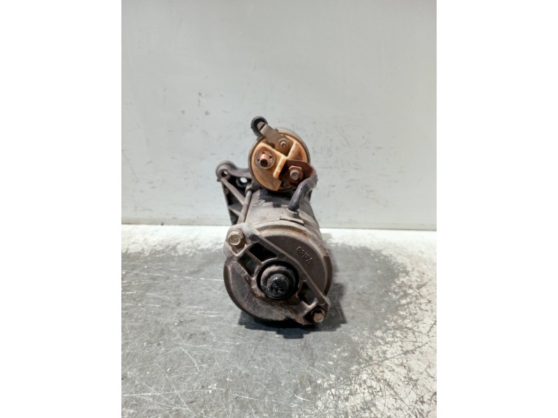 Recambio de motor arranque para renault megane ii berlina 5p referencia OEM IAM 8200628419A D7R44 