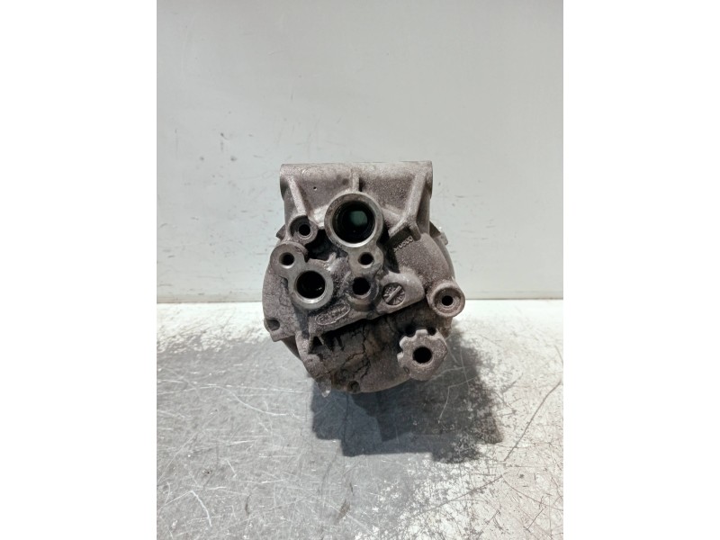 Recambio de compresor aire acondicionado para renault megane ii berlina 5p referencia OEM IAM 8200678499 01140554 