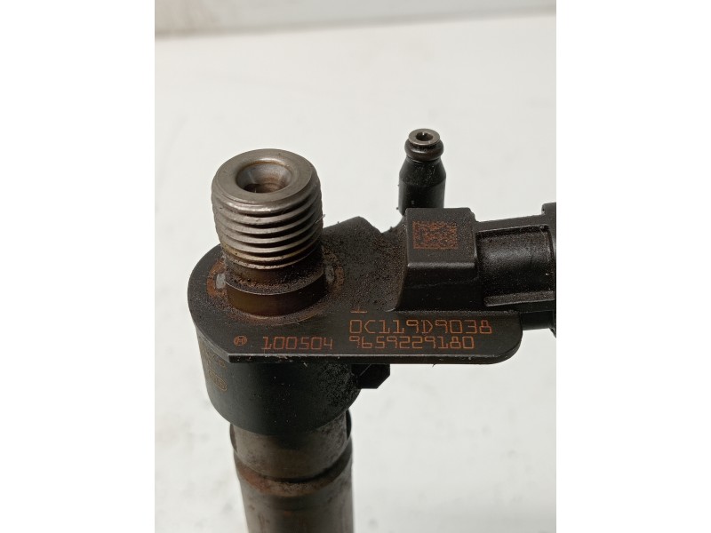 Recambio de inyector para land rover freelander (lr2) 2.2 td4 referencia OEM IAM 0445115042 9659229180 