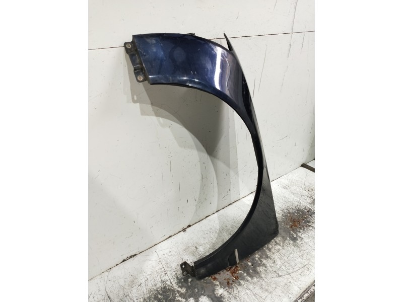 Recambio de aleta delantera izquierda para audi a8 (4e2) referencia OEM IAM   