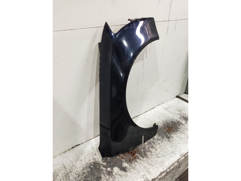 Recambio de aleta delantera derecha para audi a8 (4e2) referencia OEM IAM   