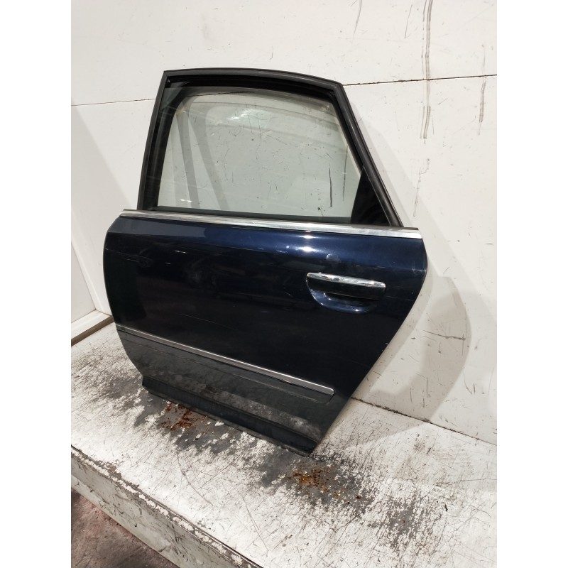 Recambio de puerta trasera izquierda para audi a8 (4e2) referencia OEM IAM   
