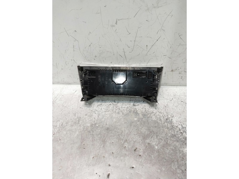 Recambio de mando calefaccion / aire acondicionado para mercedes clase c (w203) berlina referencia OEM IAM A2038303085 914001052