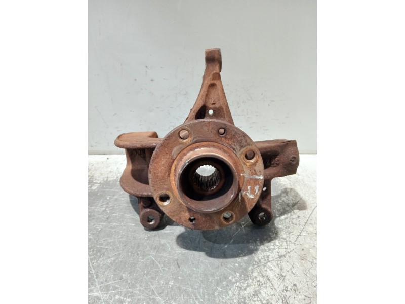 Recambio de mangueta delantera izquierda para renault megane ii berlina 5p referencia OEM IAM   