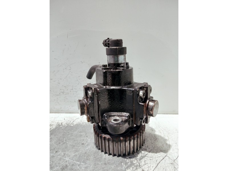 Recambio de bomba inyeccion para saab 9-3 berlina referencia OEM IAM 55209063 0445010184 