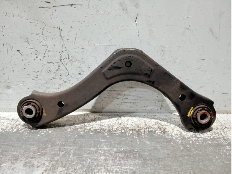 Recambio de brazo suspension superior trasero izquierdo para hyundai ioniq referencia OEM IAM 55100G2100  