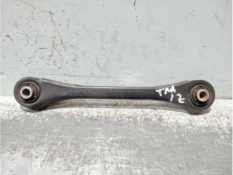 Recambio de brazo suspension superior trasero izquierdo para hyundai ioniq referencia OEM IAM 55250G2100  