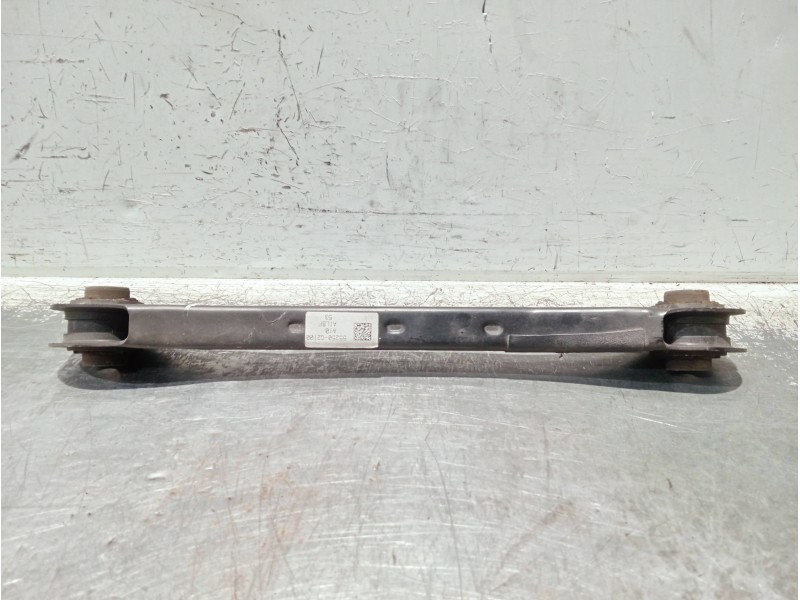 Recambio de brazo suspension superior trasero izquierdo para hyundai ioniq referencia OEM IAM 55250G2100  