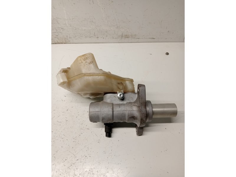 Recambio de bomba freno para land rover freelander (lr2) 2.2 td4 referencia OEM IAM 03350885571  