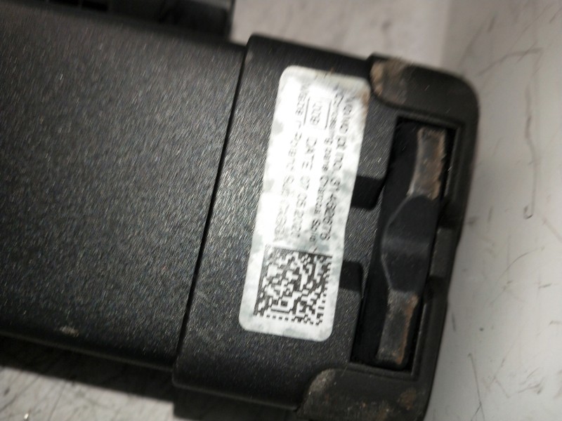 Recambio de bandeja trasera para volvo v60 familiar referencia OEM IAM 31462676  