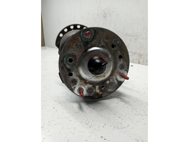 Recambio de amortiguador trasero derecho para land rover freelander (lr2) 2.2 td4 referencia OEM IAM 6H5218080AE  