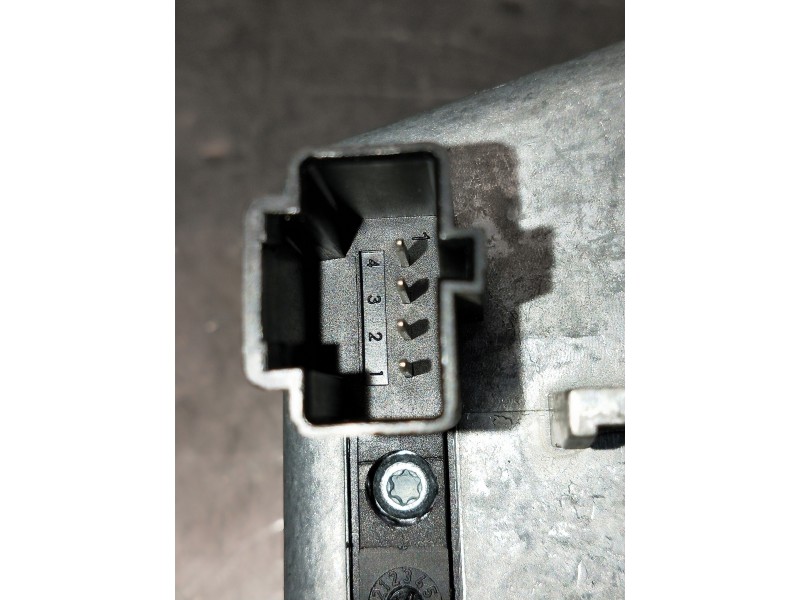 Recambio de conmutador de arranque para volvo v60 familiar referencia OEM IAM 32269635  