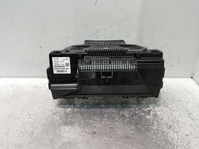 Recambio de cuadro instrumentos para volvo v60 familiar referencia OEM IAM P32311252AA 0263719355 