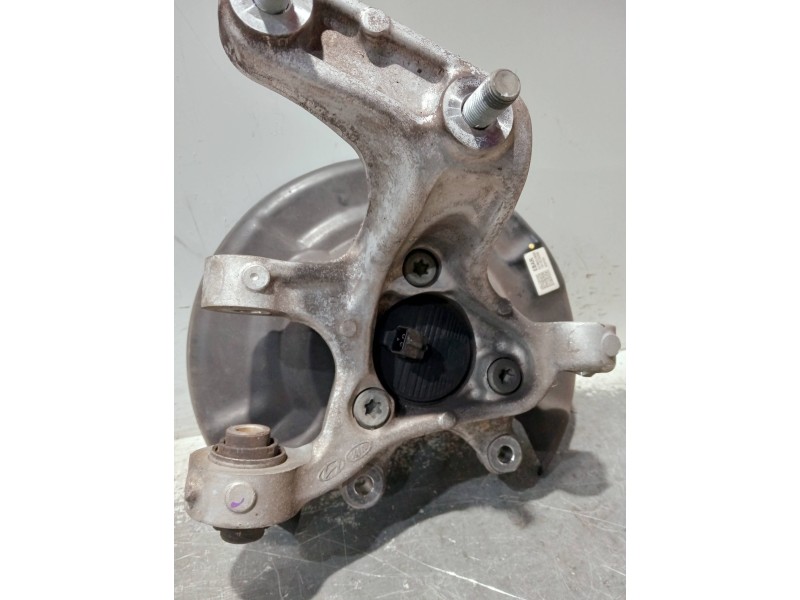 Recambio de mangueta trasera derecha para hyundai ioniq referencia OEM IAM 52706G2BA0  