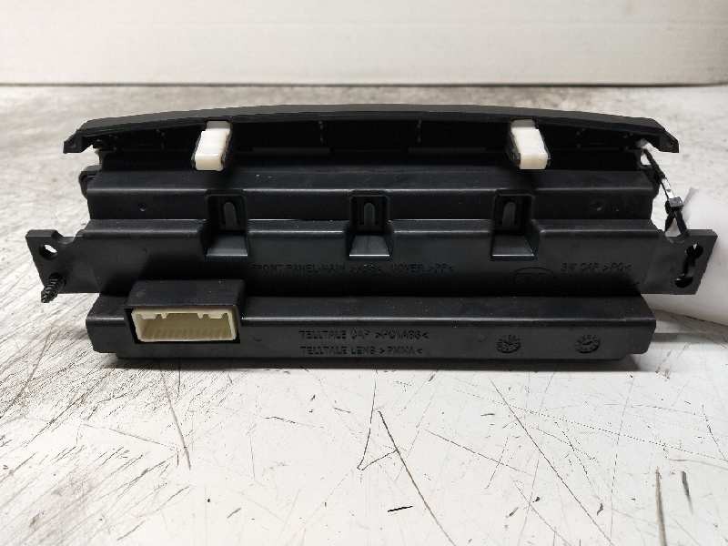 Recambio de pantalla multifuncion para kia venga 1.4 crdi cat referencia OEM IAM 941011P020 DIS3 