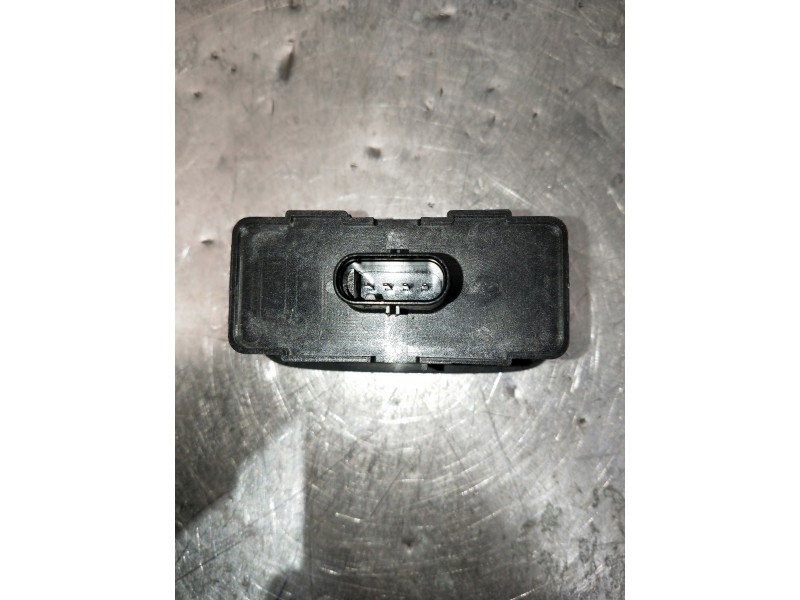 Recambio de mando multifuncion para volvo v60 familiar referencia OEM IAM 31674801 8888780750 MANDO APERTURA MALETERO PORTÓN