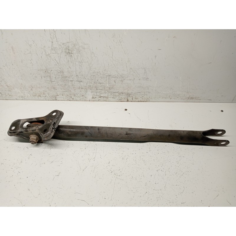 Recambio de brazo suspension superior trasero izquierdo para land rover freelander (lr2) 2.2 td4 referencia OEM IAM   