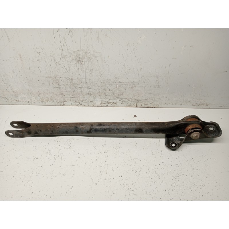 Recambio de brazo suspension superior trasero derecho para land rover freelander (lr2) 2.2 td4 referencia OEM IAM   