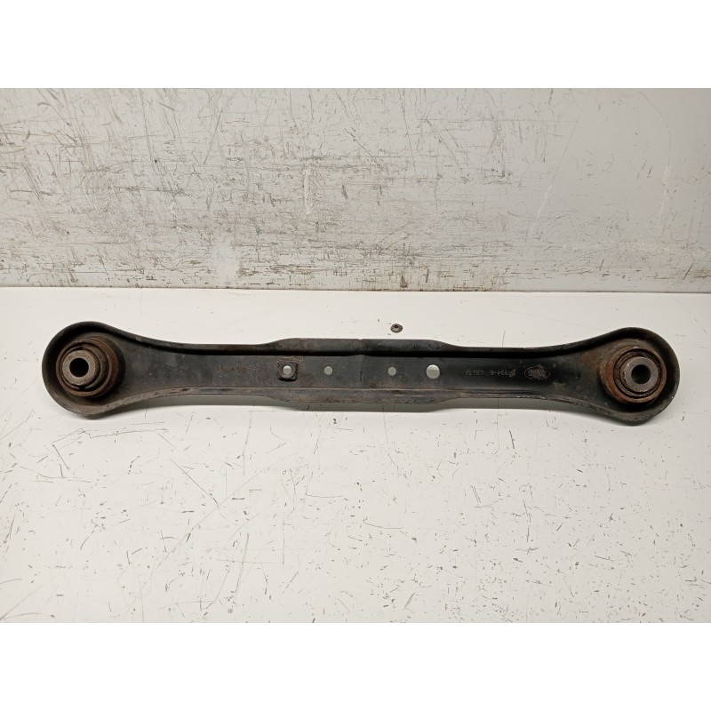 Recambio de brazo suspension superior trasero izquierdo para land rover freelander (lr2) 2.2 td4 referencia OEM IAM 5A994BL2L7A 