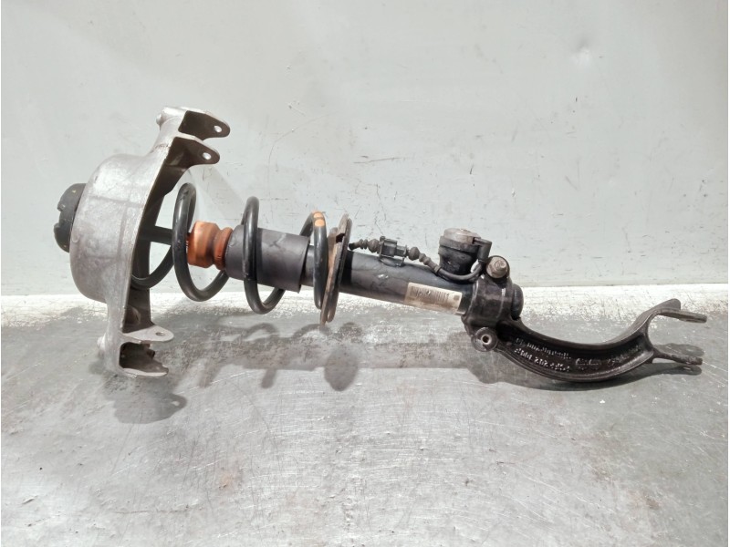 Recambio de amortiguador delantero derecho para audi a4 ber. (b8) referencia OEM IAM 8K0413030K  