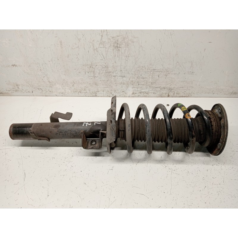 Recambio de amortiguador delantero izquierdo para land rover freelander (lr2) 2.2 td4 referencia OEM IAM 6G9118K001UAF  