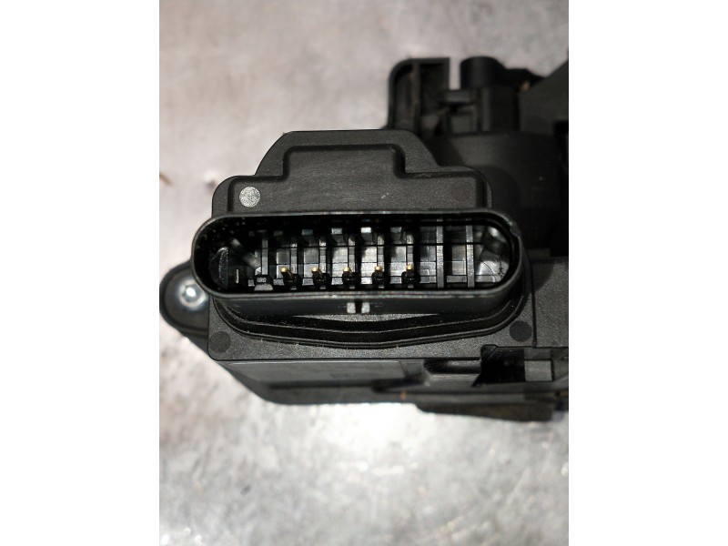 Recambio de motor cierre centralizado delantero izquierdo para volvo v60 familiar referencia OEM IAM 31740997  5P