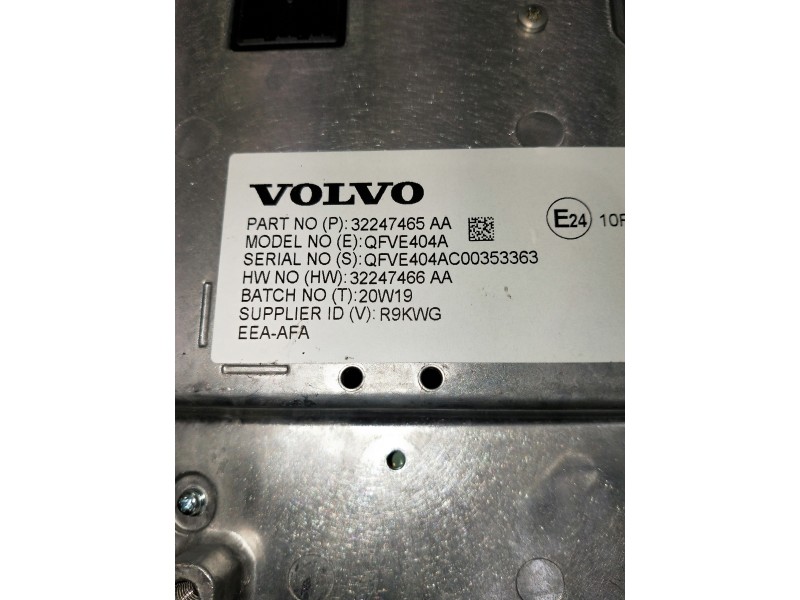 Recambio de pantalla multifuncion para volvo v60 familiar referencia OEM IAM 32247465AA  