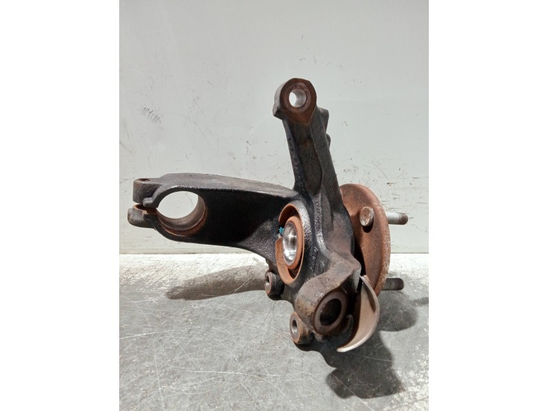 Recambio de mangueta delantera derecha para ford focus lim. (cb4) referencia OEM IAM 3M513K170  