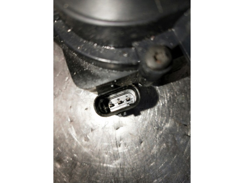 Recambio de bomba agua para volvo v60 familiar referencia OEM IAM 518705030  