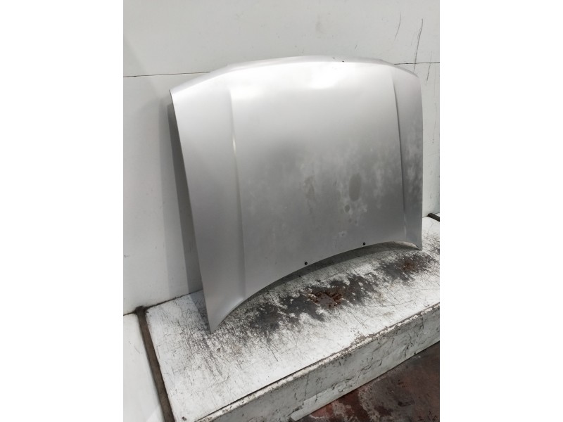 Recambio de capot para peugeot 309 referencia OEM IAM   