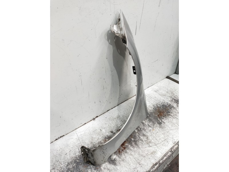 Recambio de aleta delantera izquierda para ford focus lim. (cb4) referencia OEM IAM   