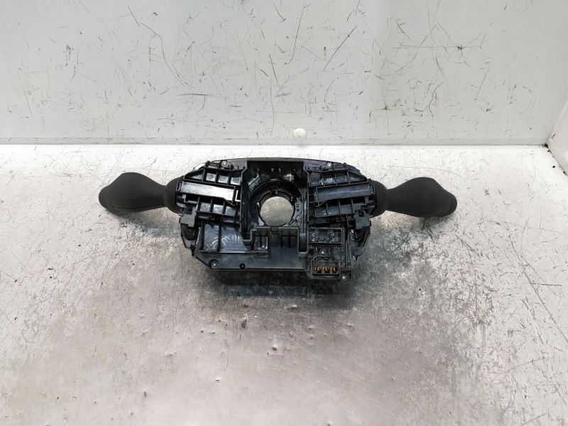 Recambio de mando luces para volvo v60 familiar referencia OEM IAM 32266030  