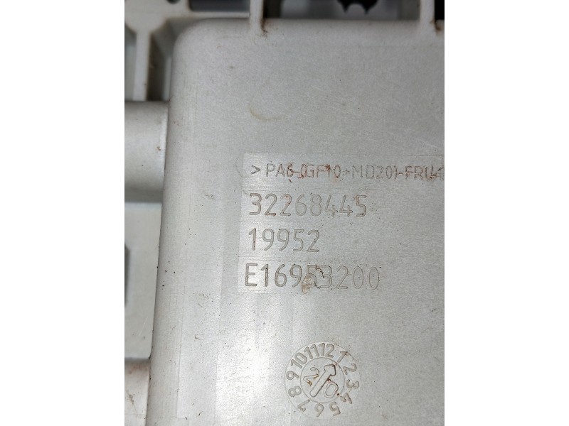 Recambio de modulo electronico para volvo v60 familiar referencia OEM IAM 32268445 31438085 