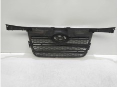 Recambio de rejilla delantera para hyundai h 1 2.5 crdi cat referencia OEM IAM    2