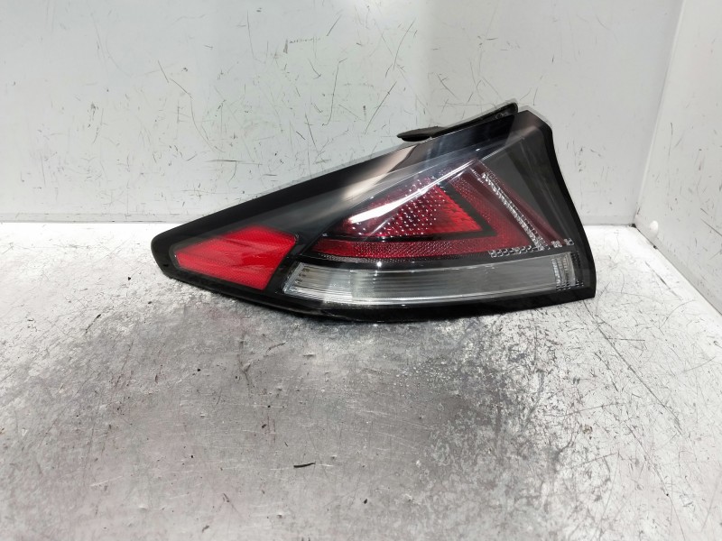 Recambio de piloto trasero izquierdo para hyundai ioniq referencia OEM IAM 92401G2200  