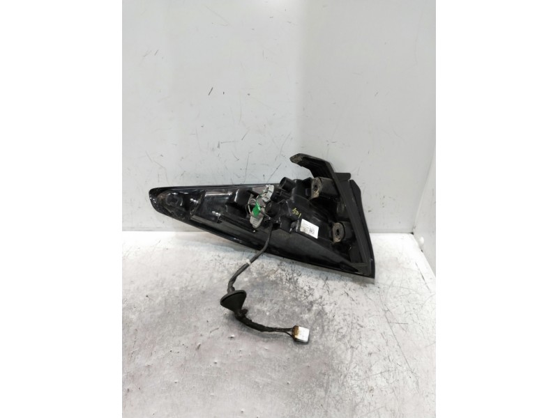 Recambio de piloto trasero derecho para hyundai ioniq referencia OEM IAM 92402G2200  