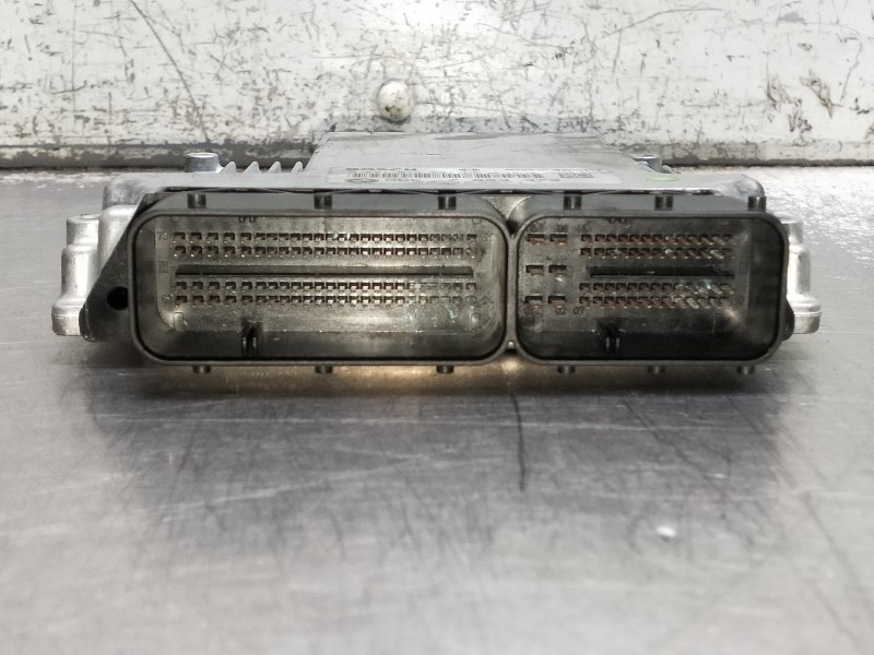 Recambio de centralita motor uce para bmw serie 5 berlina (e60) referencia OEM IAM   