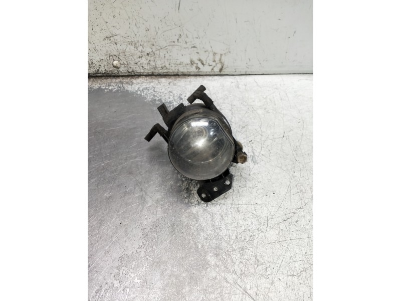 Recambio de faro antiniebla derecho para bmw serie 5 berlina (e60) referencia OEM IAM 6160100001 6910792 
