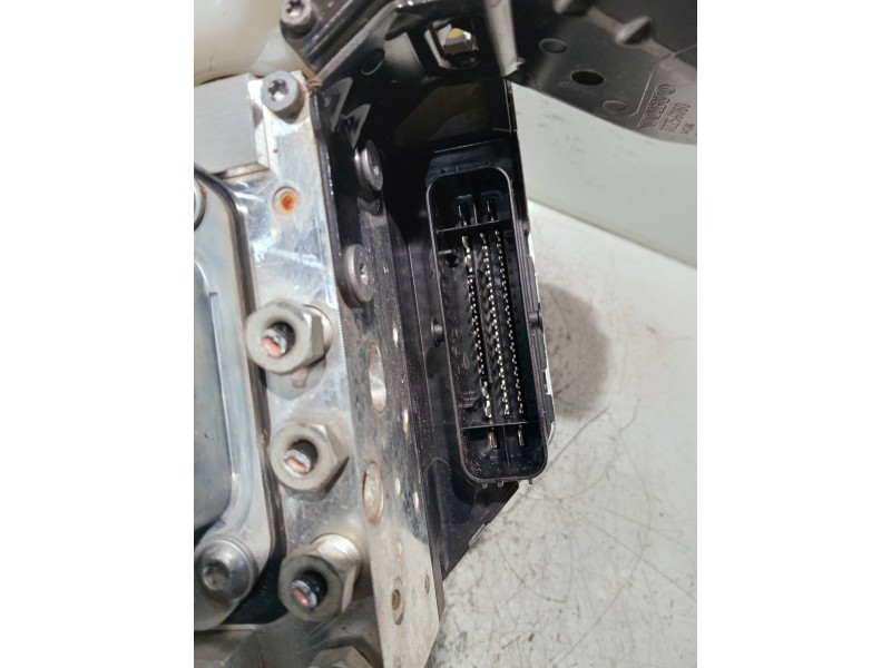 Recambio de abs para volvo v60 familiar referencia OEM IAM 31680342 32256078 32279538
