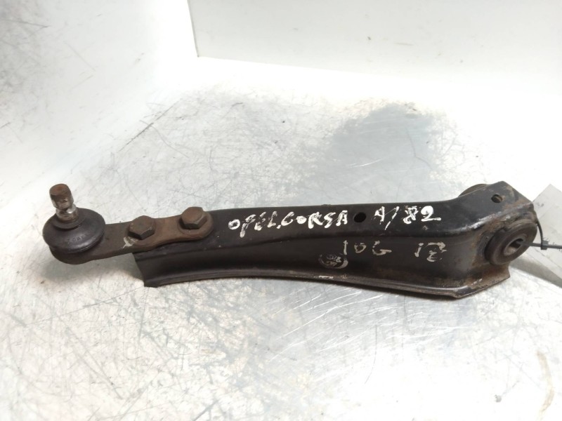 Recambio de brazo suspension inferior delantero izquierdo para opel corsa a 1.0 referencia OEM IAM   