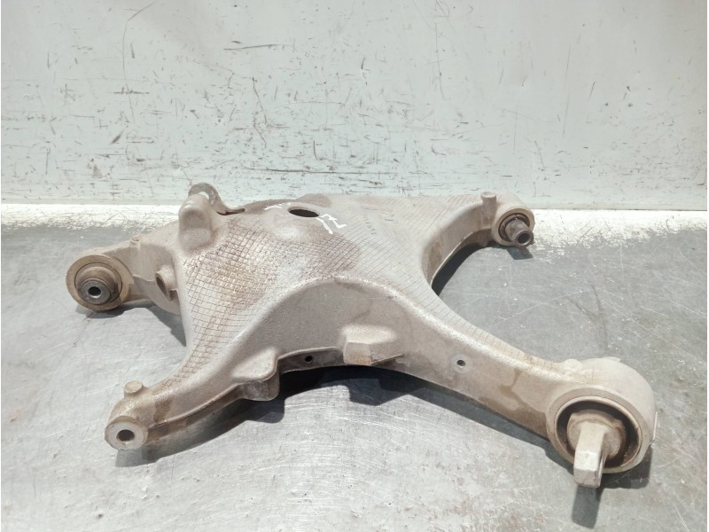 Recambio de brazo suspension inferior trasero izquierdo para volvo v60 familiar referencia OEM IAM 32292407  
