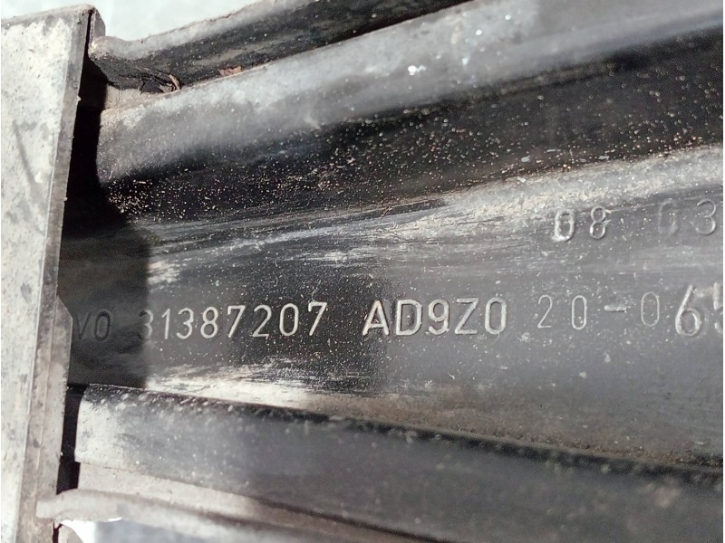 Recambio de tirante trasero izquierdo para volvo v60 familiar referencia OEM IAM 31387207  
