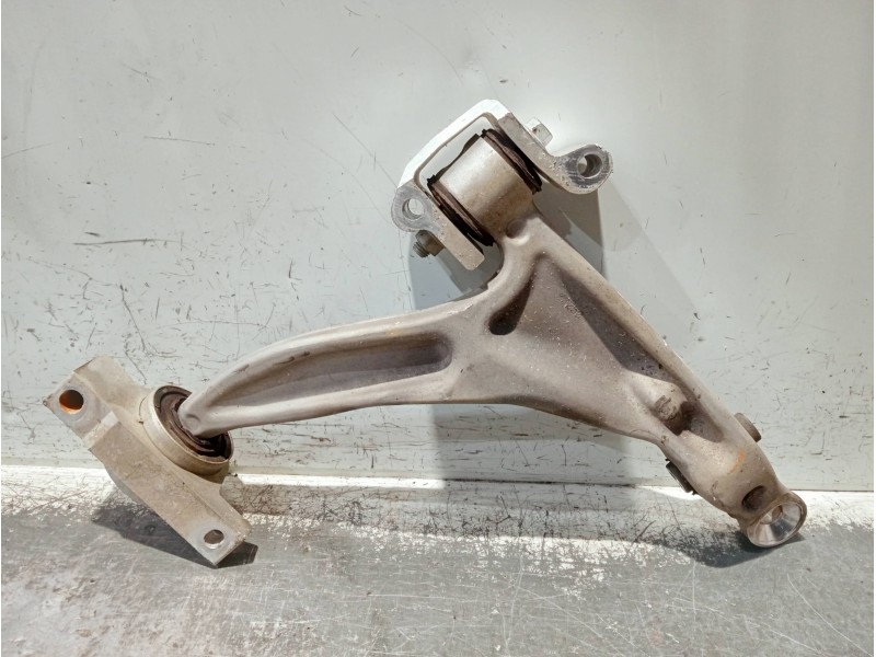 Recambio de brazo suspension inferior delantero izquierdo para volvo v60 familiar referencia OEM IAM 32298153  