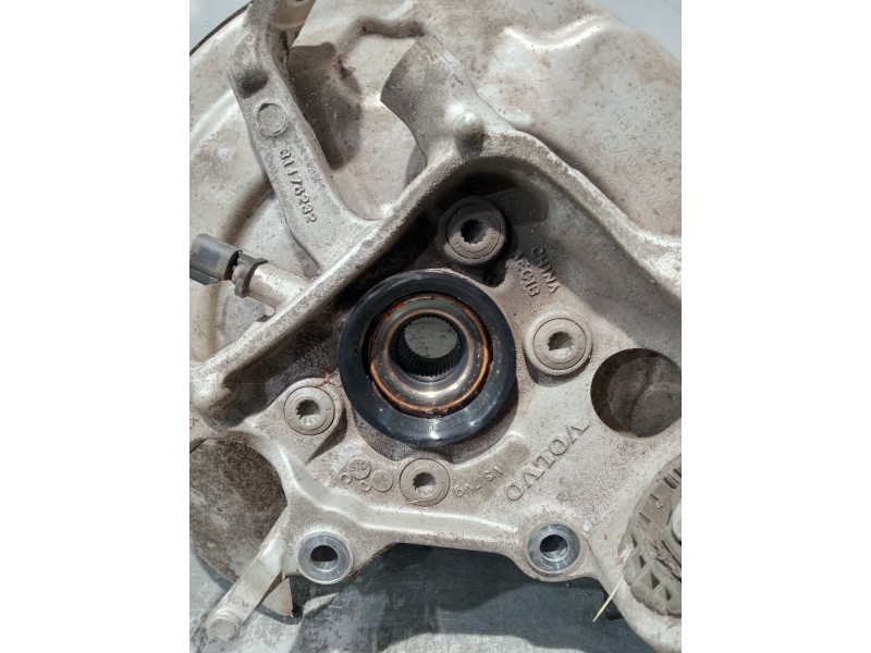 Recambio de mangueta trasera derecha para volvo v60 familiar referencia OEM IAM 31476232  