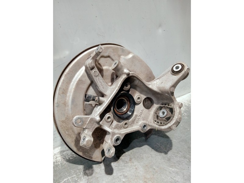 Recambio de mangueta trasera derecha para volvo v60 familiar referencia OEM IAM 31476232  