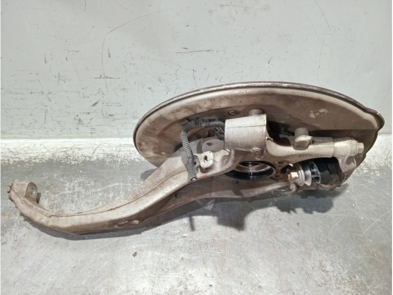 Recambio de mangueta delantera derecha para volvo v60 familiar referencia OEM IAM 31476316  